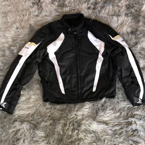 Motorcycle jacket
